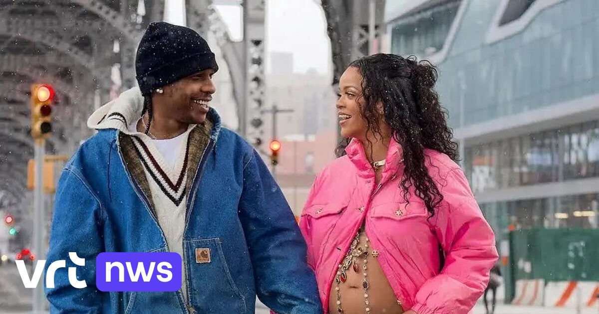 Would you like to stroll through New York in a cool bare belly?  Pregnant Rihanna and ASAP Rocky surpass Beyoncé and Demi Moore