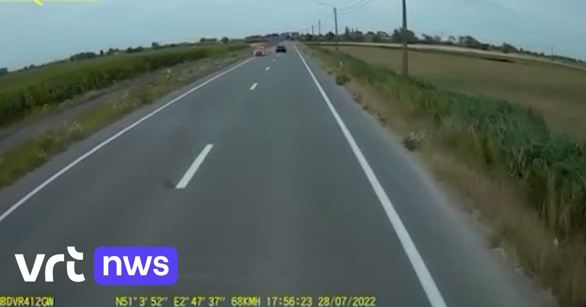 Truck driver films life-threatening overtaking manoeuvre on West Flemish road