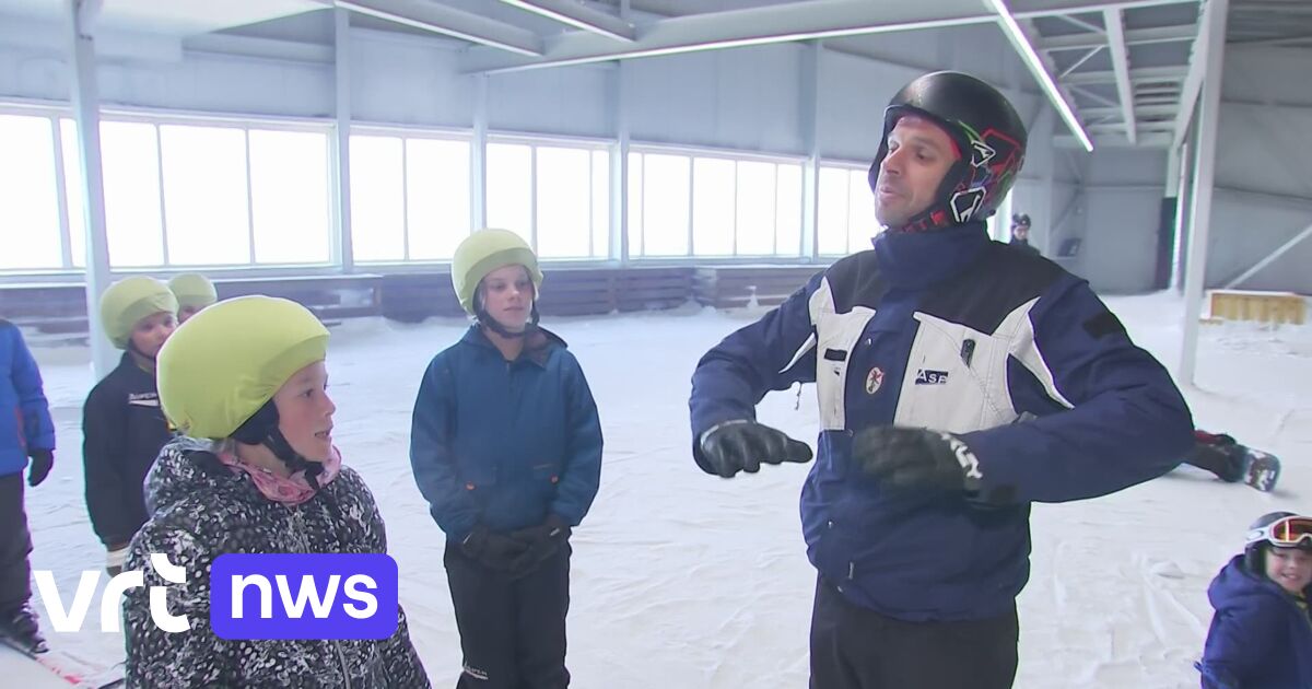 Teleurgesteld Overredend Op de een of andere manier Ook in de zomer leren kinderen skiën en snowboarden in Wilrijk, al lopen de  energiekosten heel erg op | VRT NWS: nieuws