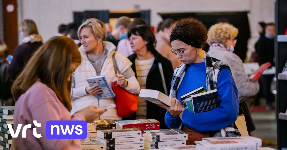 700 voorstellingen en duizenden boeken derde editie Boektopia van start in Kortrijk VRT NWS