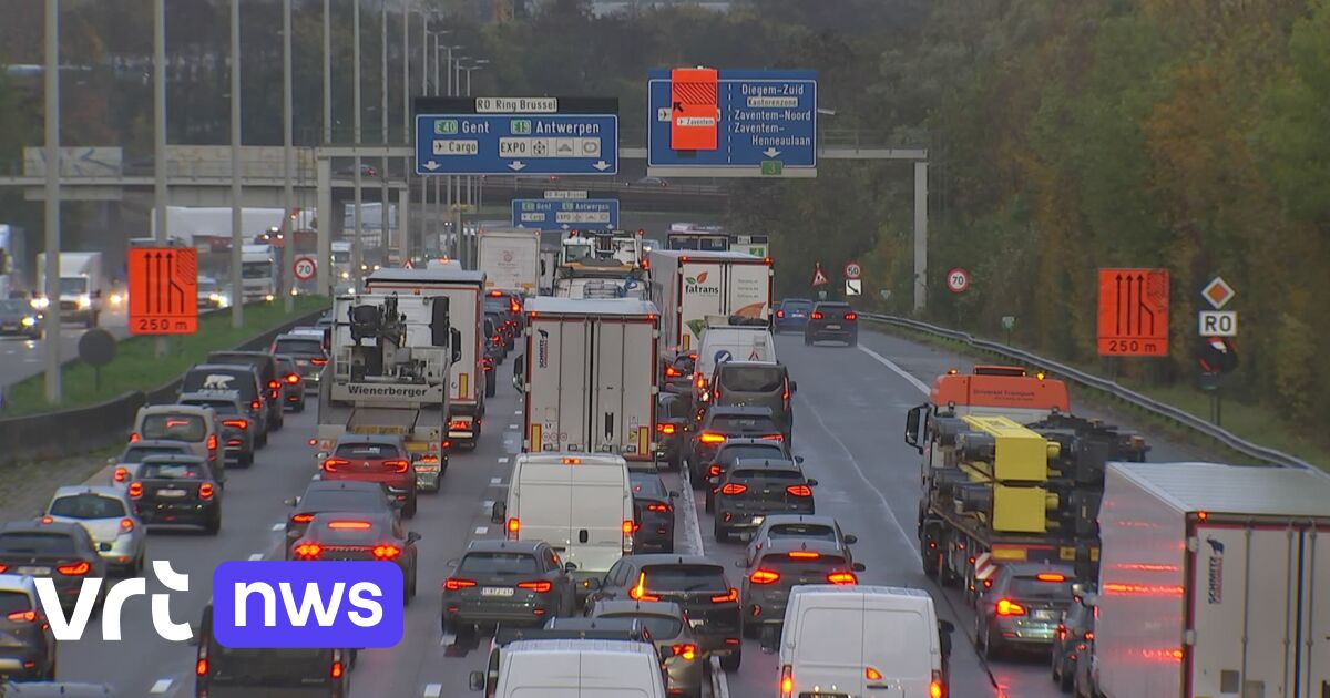 Regen, Wind En Grijze Ochtend Geven Drukste Spits Van Het Jaar: Meer ...