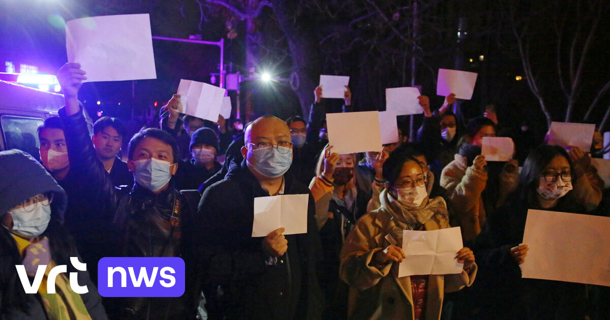 Perché il Libro bianco è il nuovo simbolo della protesta in Cina