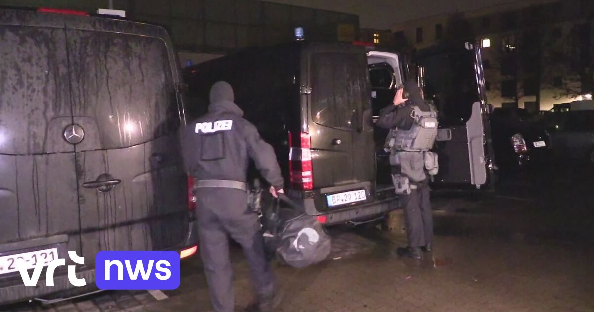 La polizia tedesca arresta 25 sostenitori di un gruppo terroristico di estrema destra che ha ordito il golpe