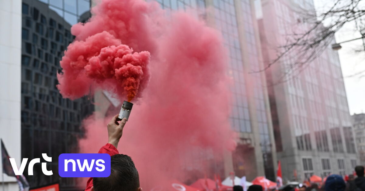 Up to 20,000 demonstrators at a trade unions rally for more purchasing power in Brussels