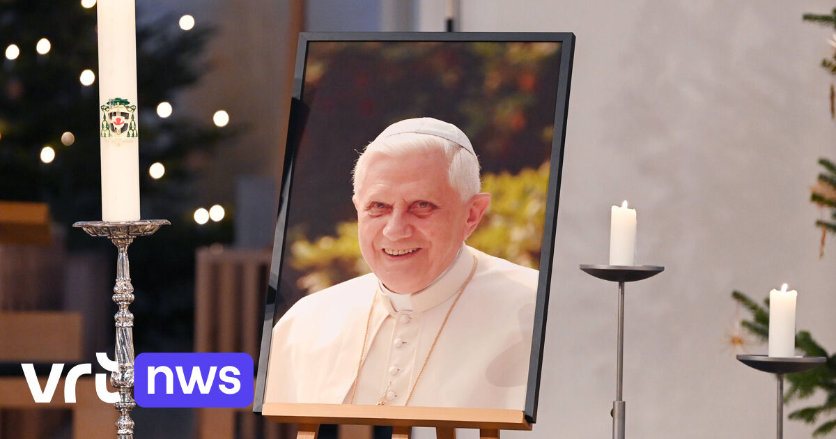 Overleden paus emeritus Benedictus XVI vraagt in zijn geestelijke ...