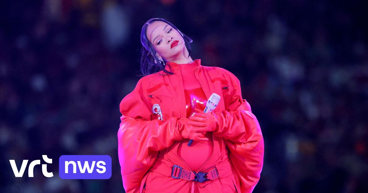 Fire red on floating stage, pregnant and with “Diamonds” as closing, Rihanna makes comeback at Super Bowl