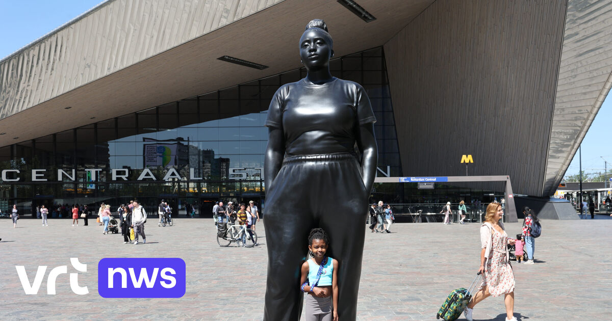 Four-meter black woman in sweatpants and trainers: New statue in Rotterdam draws both praise and criticism