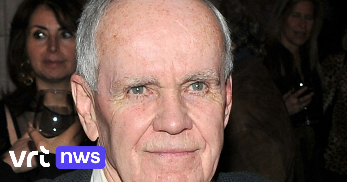 Cormac McCarthy: Life, Legacy, and Literary Achievements