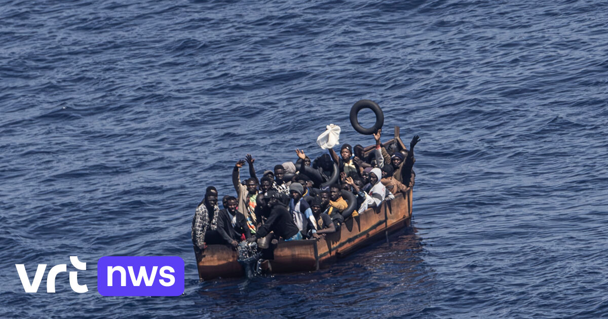 Un numero record di migranti e rifugiati arriva a Lampedusa, mentre il governo e le organizzazioni umanitarie lanciano l’allarme sulla situazione umanitaria