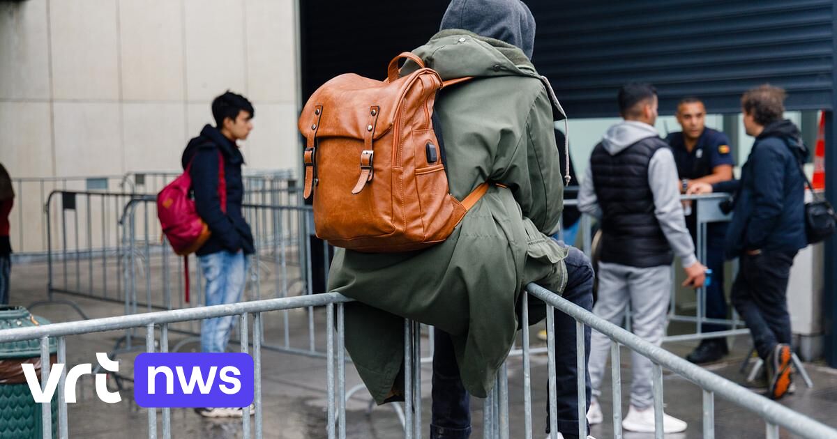 Aantal niet-begeleide minderjarige asielzoekers sterk gedaald | VRT NWS