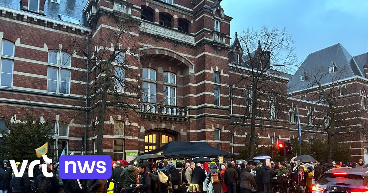 Antwerpse buurtvereniging schrijft open brief over leegstaand Stuivenbergziekenhuis: “We willen meer ademruimte”