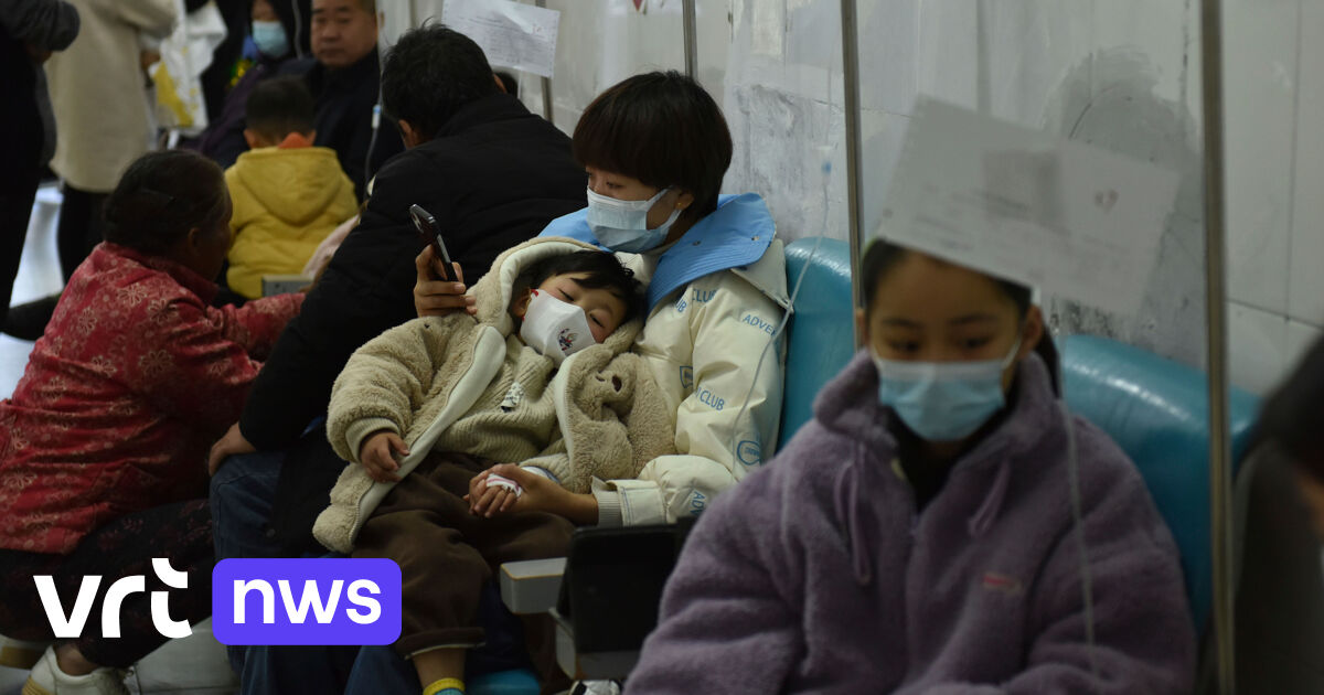 Overrompeling van ziekenhuizen in China: “Ouders van zieke kinderen huren mobilhomes om op parking te slapen”