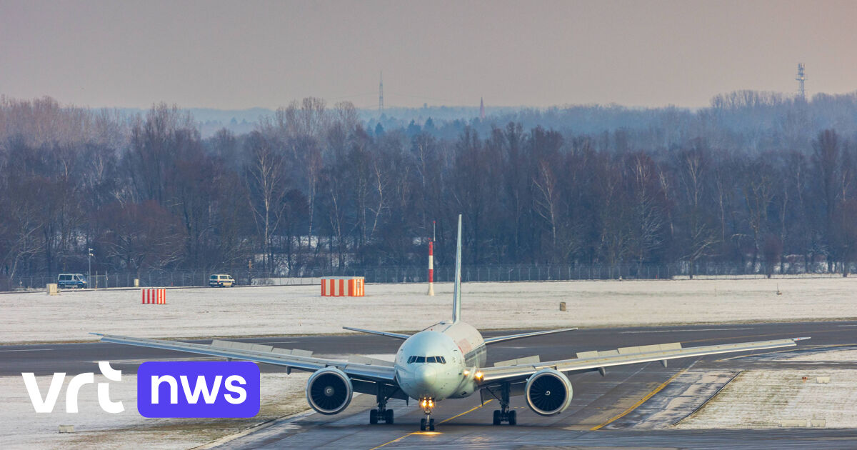 Vliegverkeer in München kan hervat worden, wel nog duizenden gezinnen in de regio zonder stroom na zware sneeuwval