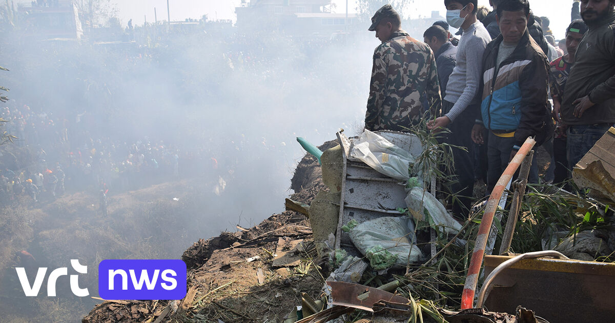 Oorzaak Van Vliegtuigcrash In Nepal Bekend: Piloten Trokken Aan Foute ...