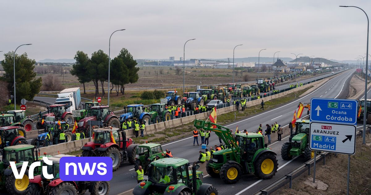 Nu Ook Boerenprotest In "moestuin Van Europa": Meerdere Spaanse ...