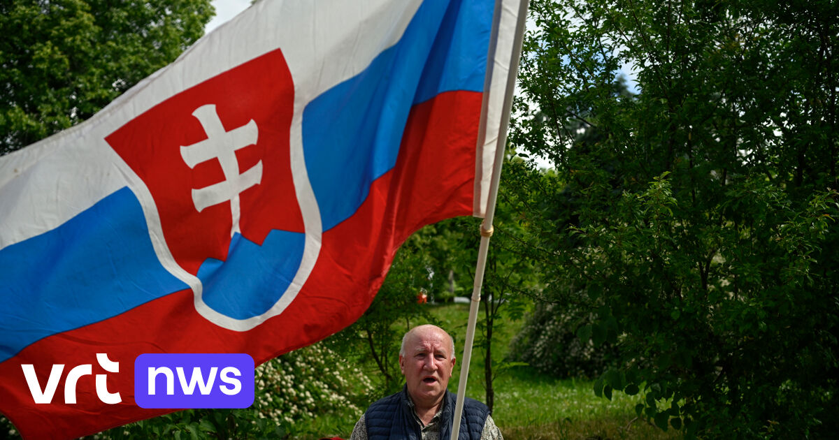 “Stanno creando un clima di odio”: il governo slovacco accusa media e opposizione di aver attaccato il premier Fico