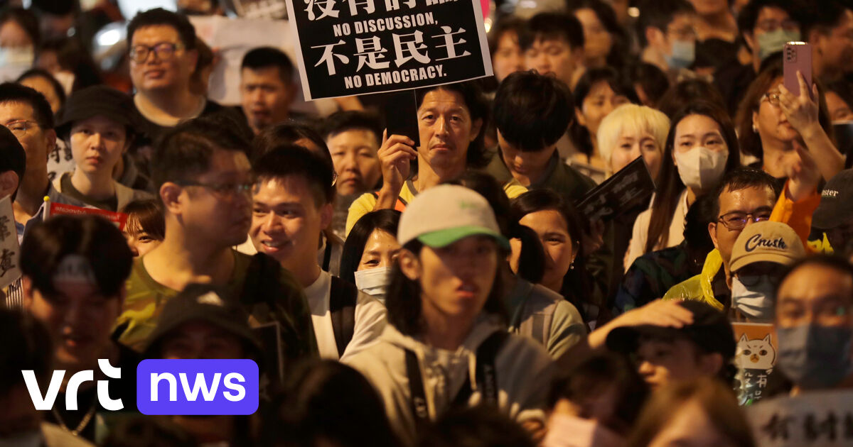 Il parlamento taiwanese approva una controversa legge che limita i poteri del presidente