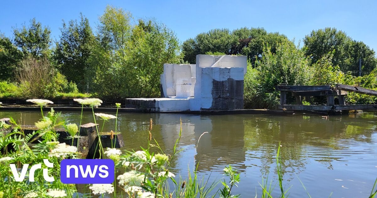 Vandals smear the historic bridge pillars of the Turnhout-Tilburg railway link with white paint