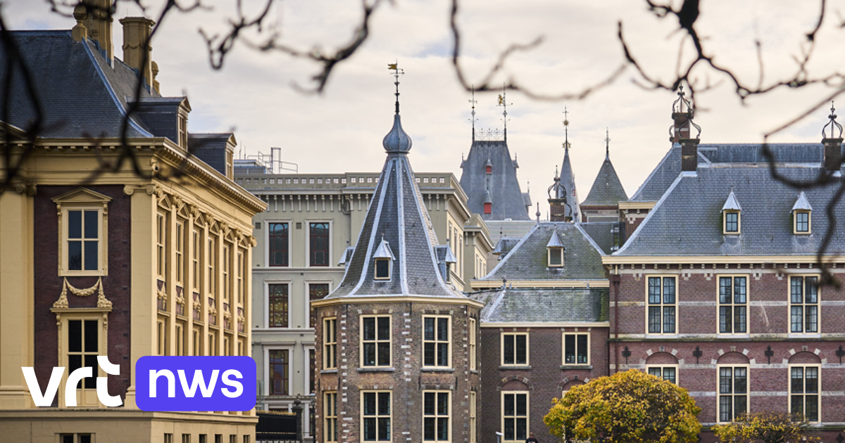 オランダ首相は今月末に「ヘット・トレンチェ」の職を退き、最高100万ユーロの罰金を回避