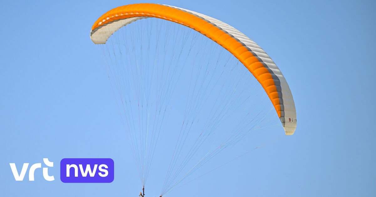Paraglider stort neer en overlijdt in Nederlands dorp Sibculo