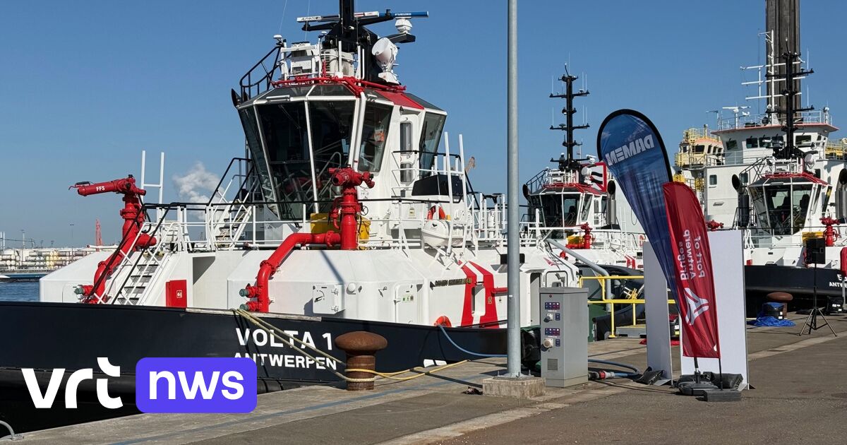 Le premier bateau-remorqueur d'Europe entièrement électrique navigue dans le port d'Anvers | VRT NWS: le site d'information de référence