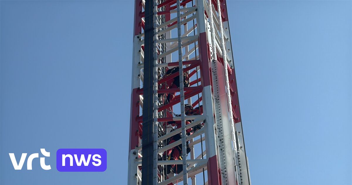 Brugse brandweer oefent op grootste attractie Meifoor: "80 meter klimmen om medewerker in nood te he