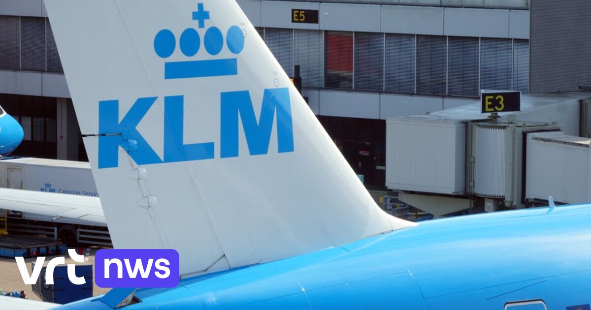 Twee vliegtuigen botsen op tarmac op luchthaven Schiphol, geen gewonden