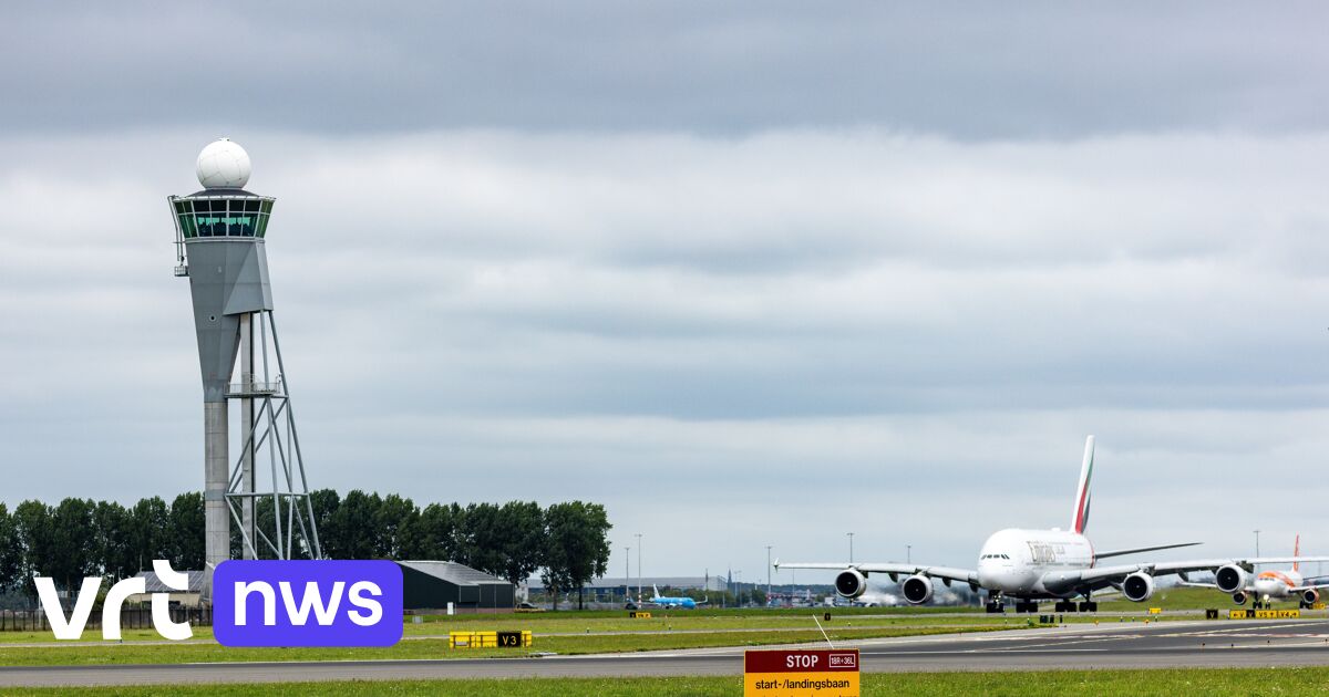 Nederlandse landbouwer vindt lichaam op akker, mogelijk verstekeling die uit vliegtuig is gevallen