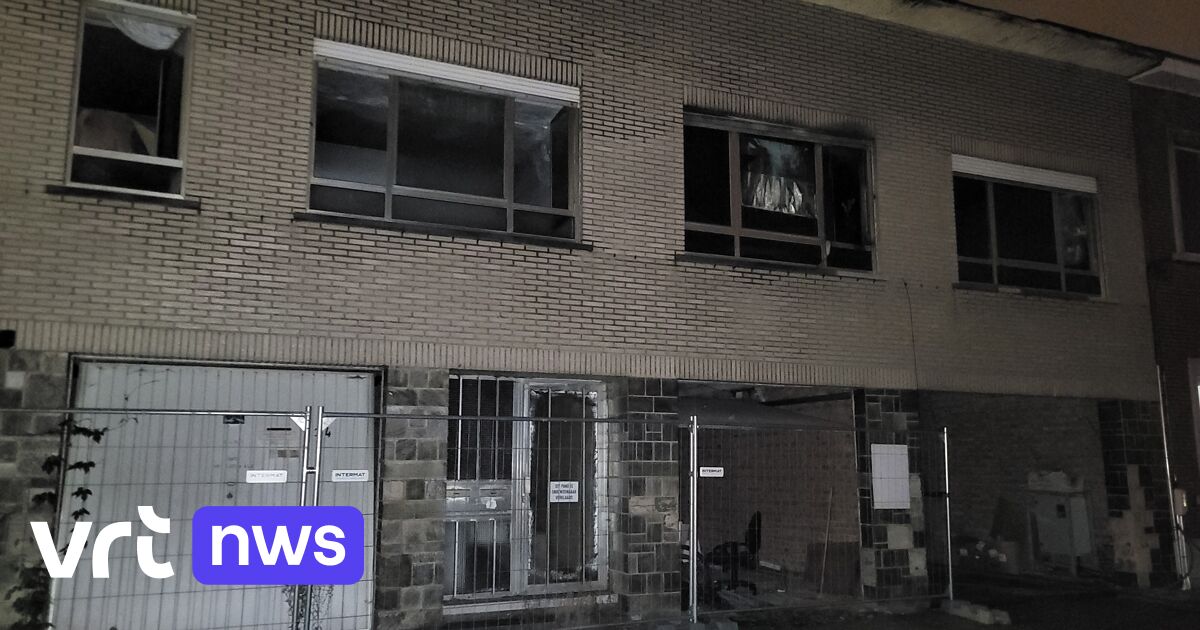 Explosie en brand in leegstaand gebouw in Mechelen, politie start onderzoek