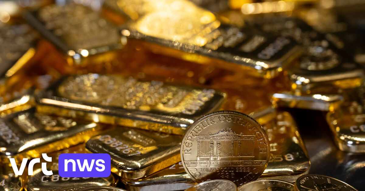 Un Français découvre un trésor d’or d’une valeur de 700 000 euros en creusant une piscine et est autorisé à conserver sa trouvaille