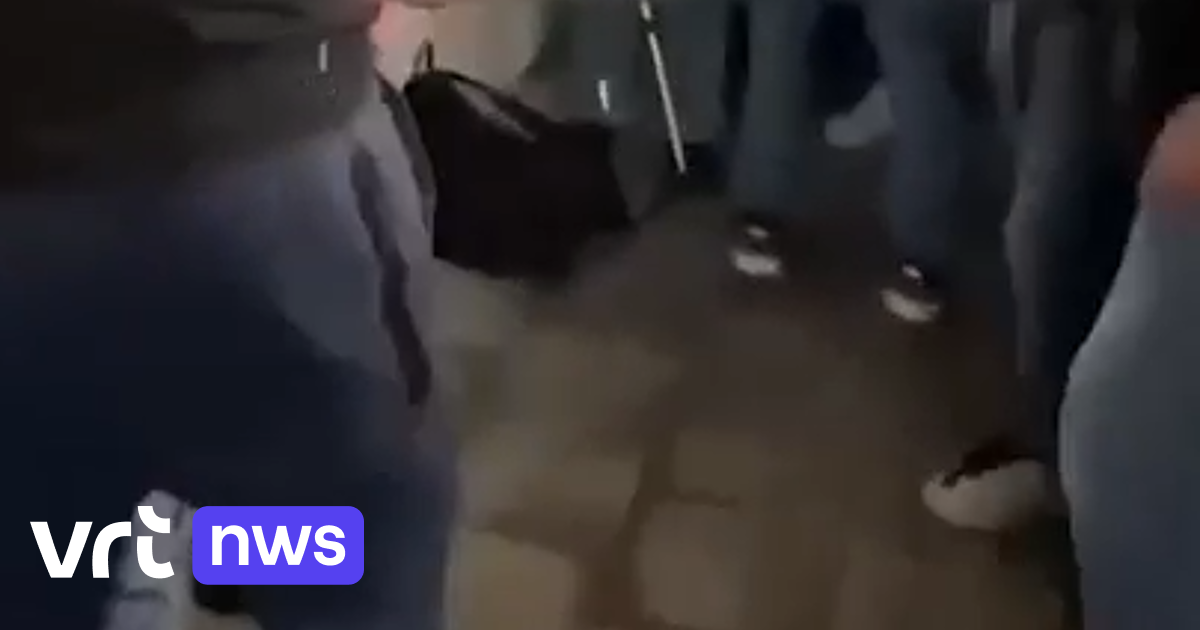 Jongen van 15 in elkaar geslagen terwijl 10 jongeren filmen: 2 minderjarigen bij jeugdrechter