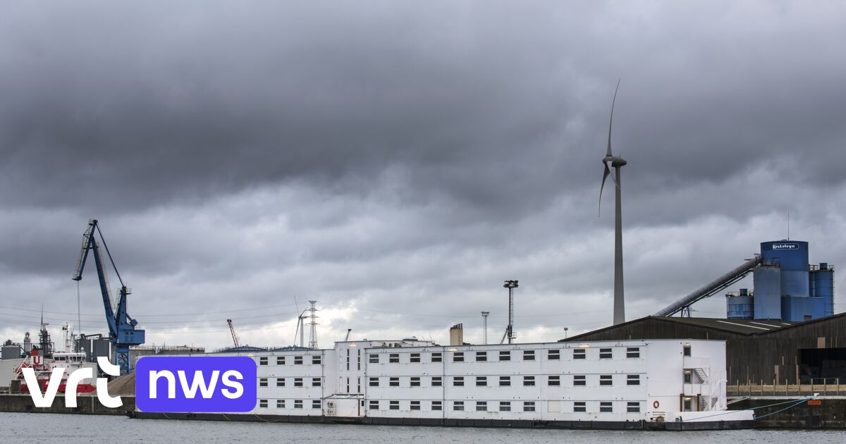 Justizministerin Verlinden will Gefängnisschiff, um Überbelegung zu bekämpfen