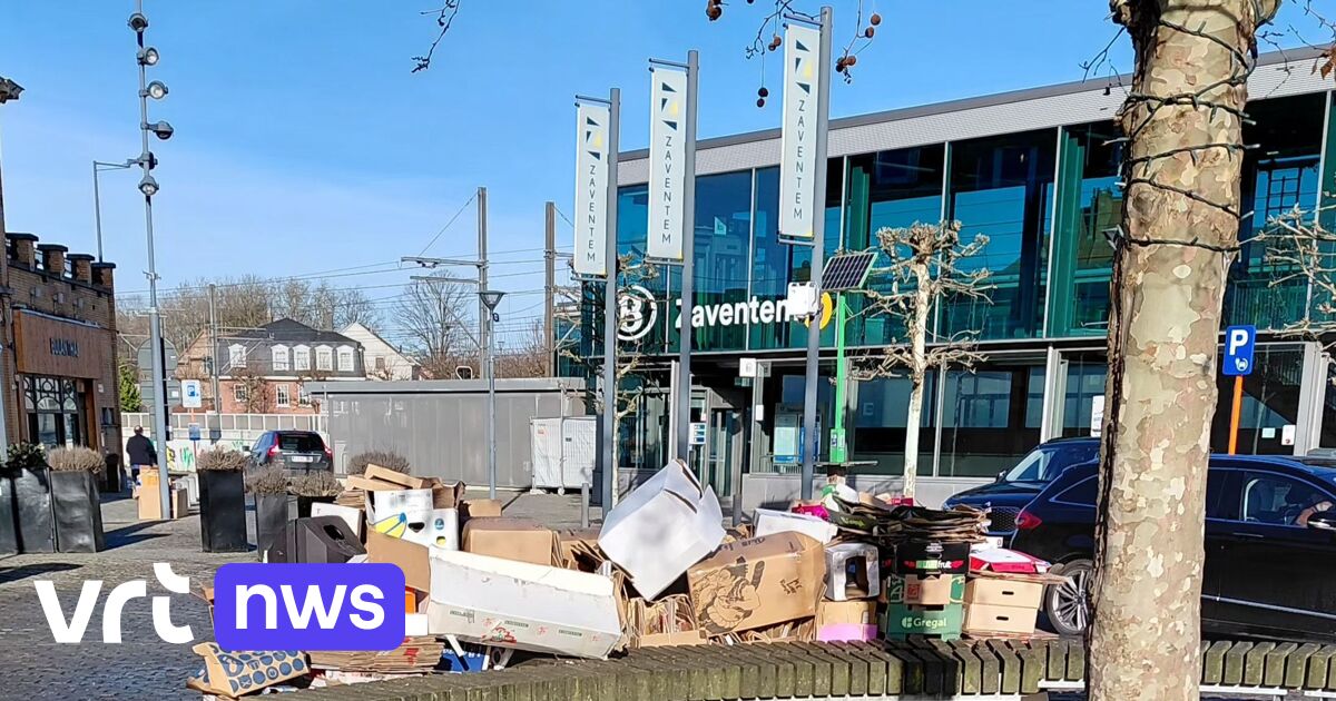 Grote bergen afval op pleinen in Zaventem: 