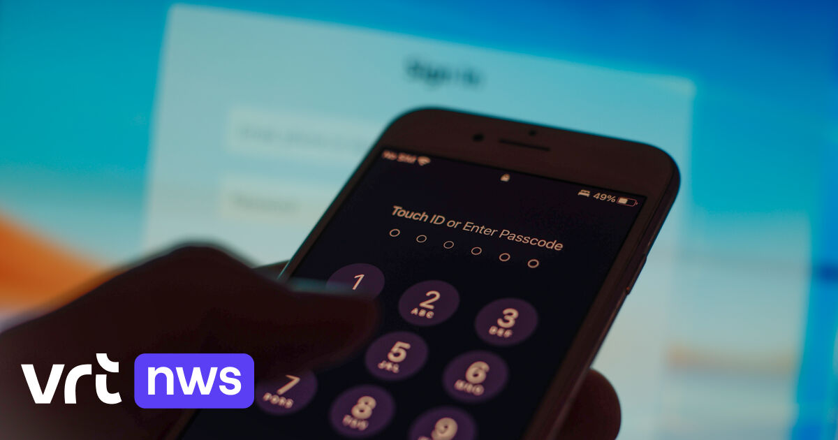 Opsporingsdienst van de douane heeft toestel dat smartphones ...