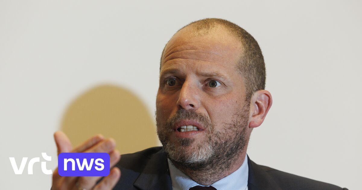 Pano: Francken kocht spullen voor drones. Inspectie had kritiek.
