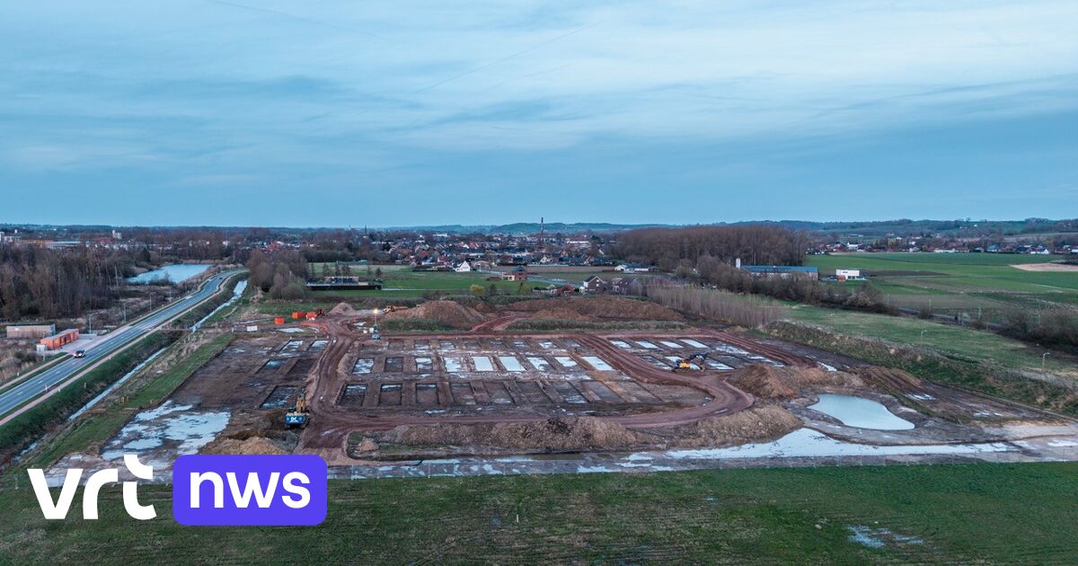 Gigantisch batterijpark op komst in Kluisbergen: "Capaciteit van 62 miljoen telefoonbatterijen" | VRT NWS Nieuws