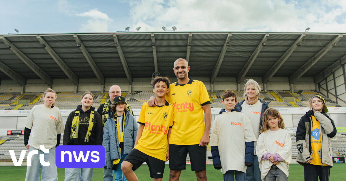 Football club Lierse installs hundreds of solar panels on stadium roof: supporters can become co-owners