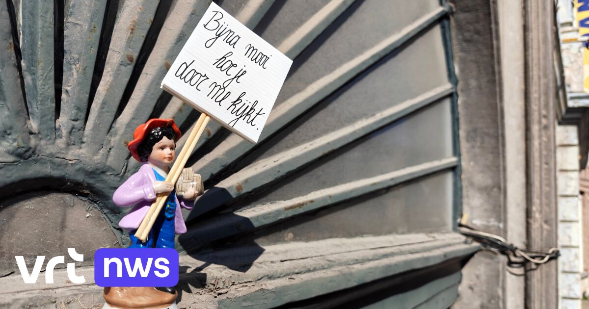 Street artist hides figurines with 'guerrilla poetry' all over Ghent: 'A verse as a surprise'