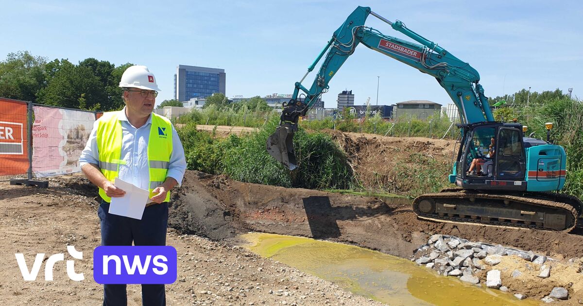 Dijk van rivier Groot Schijn in Deurne gecontroleerd doorbroken: nieuw Ringpark Het Schijn moet in 2