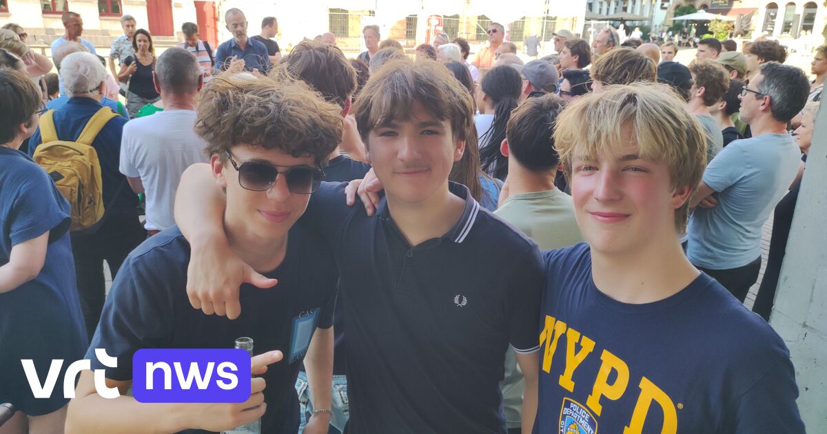100-tal leerkrachten, oud-leerkrachten, ouders en leerlingen steunen directeur Gentse stadsschool Wispelberg