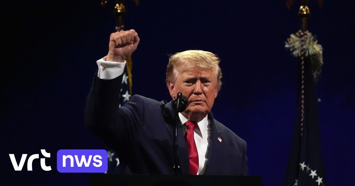 Donald Trump viert de VS