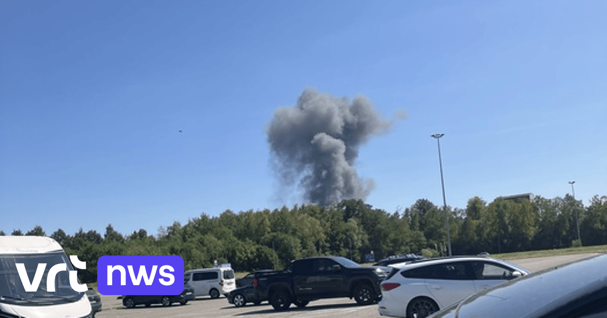 Zware brand in loods in Maasmechelen onder controle: 