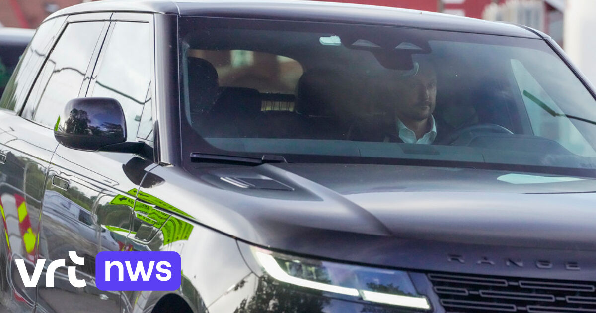 Noorse koning Haakon legt eed af in parlement, enkele uren later brengt hij zijn vrouw naar het ziekenhuis | VRT NWS Nieuws