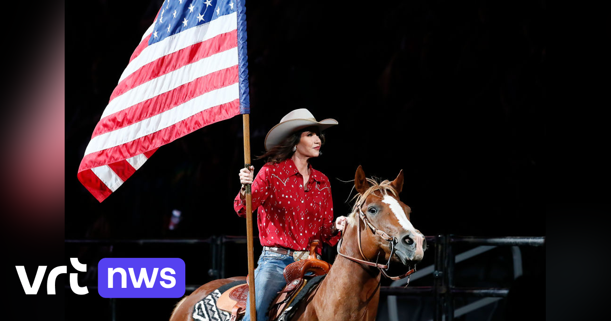 President Trump stuurt veelbesproken minister Kristi Noem de laan uit