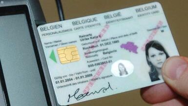 Belgian ID card procedure soon online? | VRT NWS: news
