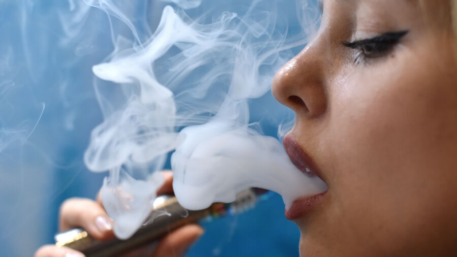 elfbar elfa kaufen Vapes van Nederlandse kinderen in lab onderzocht: bomvol gif, lood en te  veel nicotine main image 0