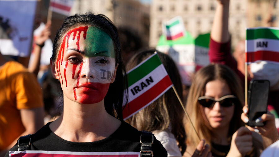 Iran: vragen en antwoorden over de situatie en sancties