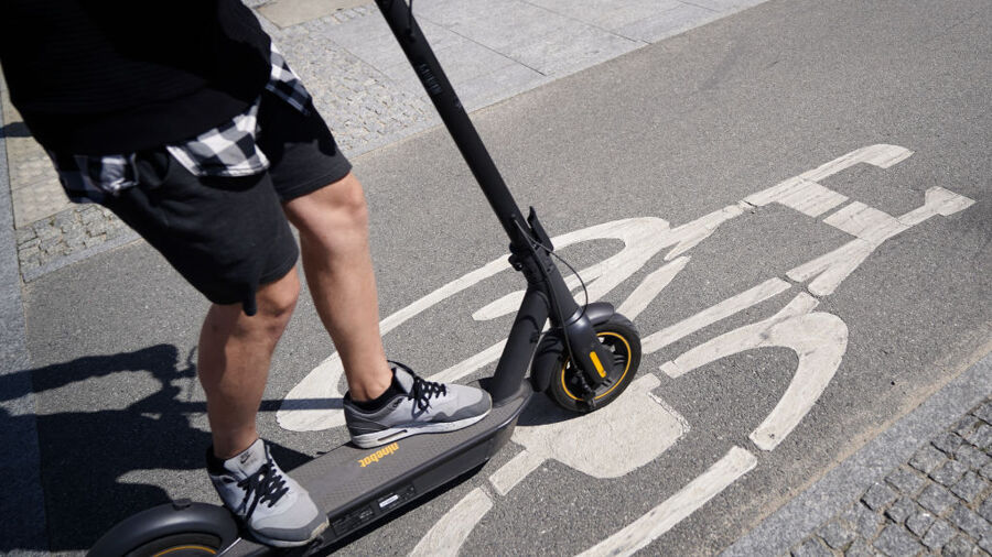 s Nachts, dronken of op een kruispunt? Bijna 1.800 ongevallen met gewonden  met e-steps | VRT NWS: nieuws