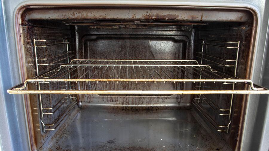 oven aangekoekt