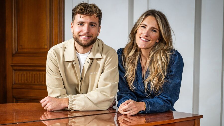 Freek van Nederlands muzikaal duo Suzan & Freek heeft uitgezaaide  longkanker: "Geen kans op genezing" | VRT NWS: nieuws